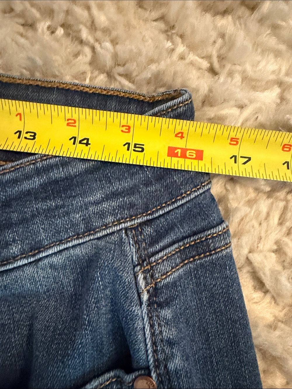 Judy Blue Jeans Size 16W Stretch Relaxed Fit Gently Used Distressed - Picture 12 of 14